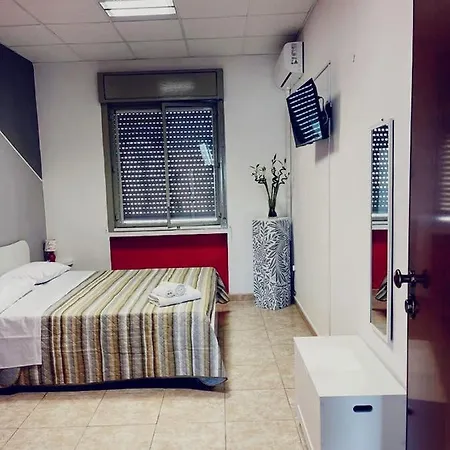 Bed and Breakfast La Stazione 3*